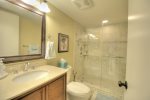 4312 Ocean Pointe Master Bath
